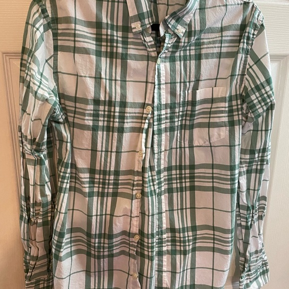 Men’s Old Navy Classic Fit Shirt - Picture 14 of 14